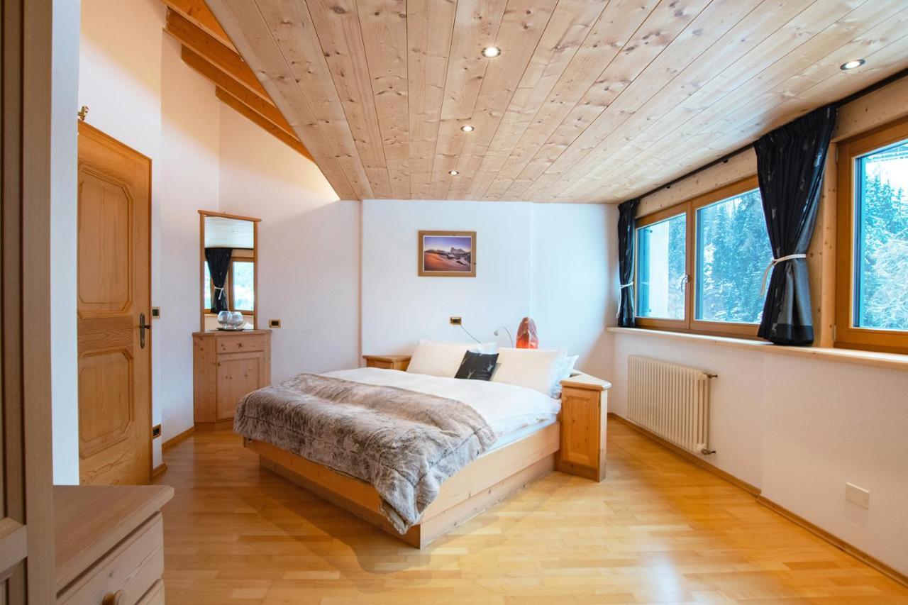 Mountain Living Apartment Idylia Urtijëi Buitenkant foto